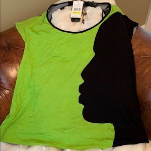 🍁Rampage keyhole back shirt with tribal beads